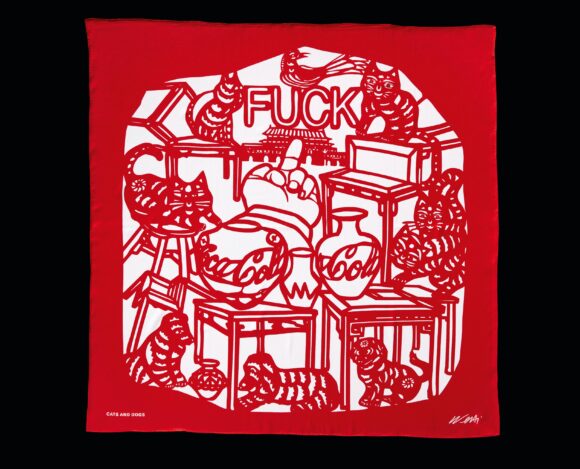 Ai Weiwei Et TASCHEN Editent Des Sacs Et Des Foulards Très Inspirés