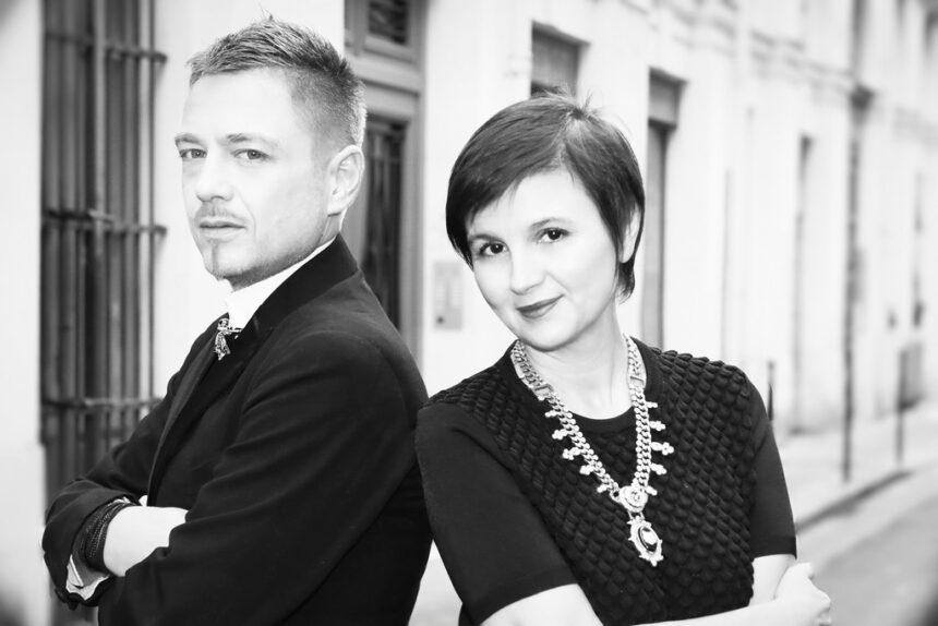 INTERVIEW : On Aura Tout Vu, Les Designers De La Maison La Plus Décalée De Paris Reviennent Sur 20 Ans de Couture