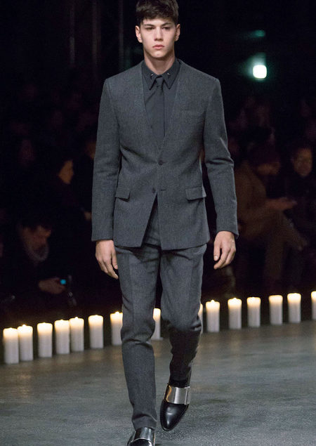 givenchyhdj.jpg givenchyhdj.jpg