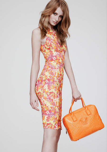 versace_026_1366.450x675.jpg versace_026_1366.450x675.jpg