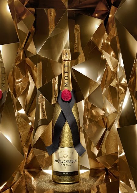 moetchandon_jeroboam_poussiere_doree.jpg moetchandon_jeroboam_poussiere_doree.jpg