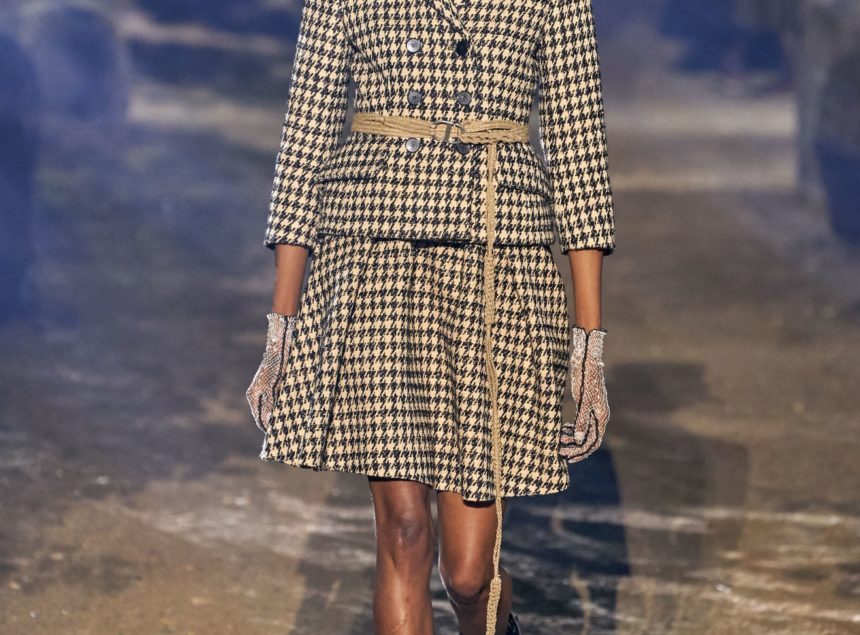 _ALE0589 Houndstooth And Tailleur Bar : The Sustainable Vision Of Dior For Spring/Summer 2020