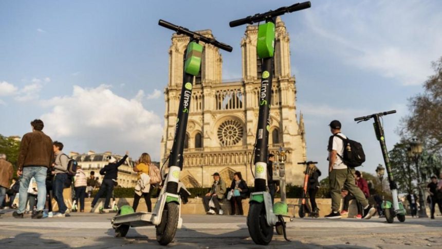 B9719709155Z.1_20190524141613_000+G7BDMOGQS.1-0 La trottinette électrique en ville et ailleurs, loisir ou sport?