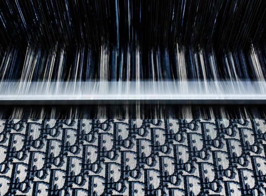 The Oblique Canvas By Dior: A Sign of  Desire