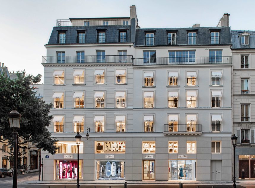 dnF8_jb1 The New Dior Boutique On Rue Saint-Honoré