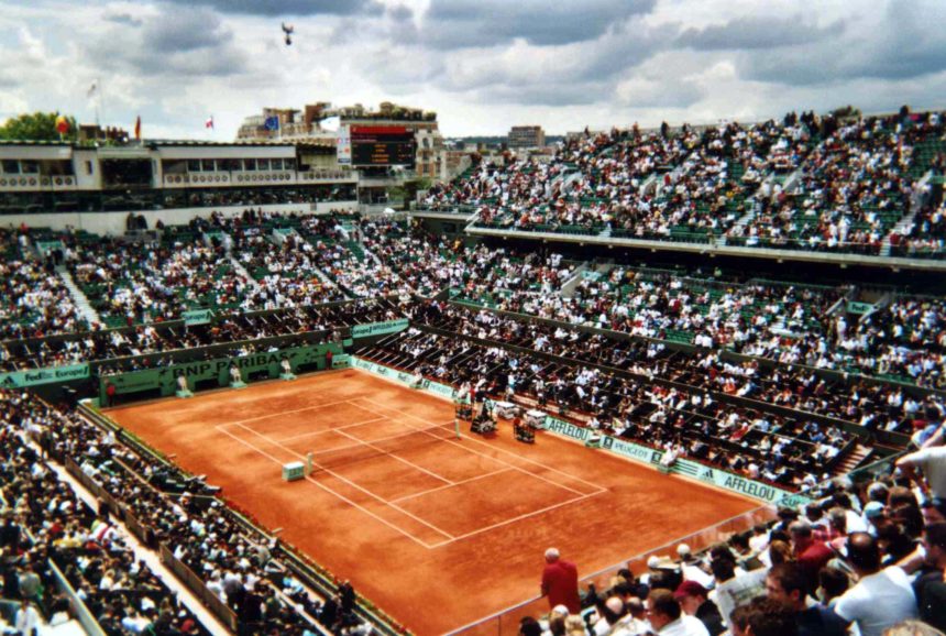 Court Philippe Chatrier Roland Garros : L’Arène des Héros
