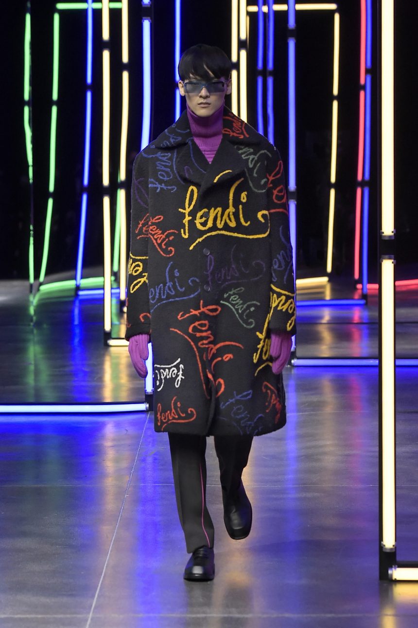 Fun Fur Et Cozyness Pour L’AH 21 de Fendi