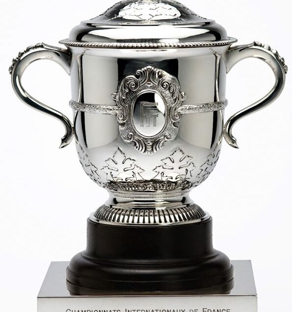 993d2492c562b716052ebb4a611cf4a7 Suzanne Lenglen Cup : Roland Garros Trophy