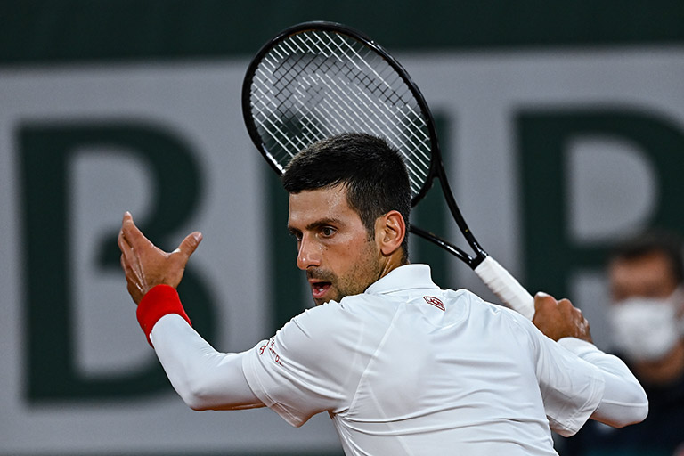 novak_forehand_3 Logo Head: Du Ski Au Tennis