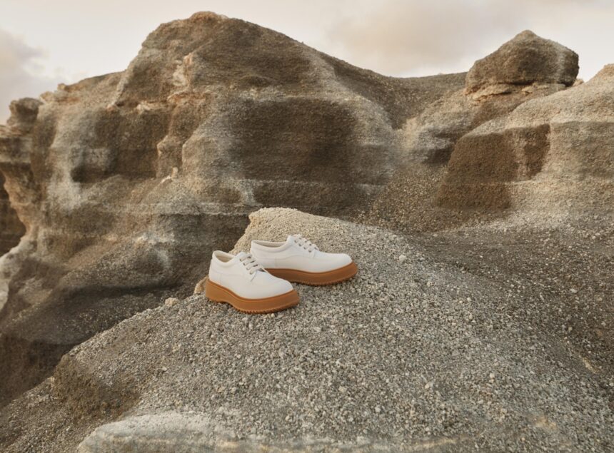 04-hogan-still-020-still-1 Hogan Sneakers: The Tradition Starring At SS 22