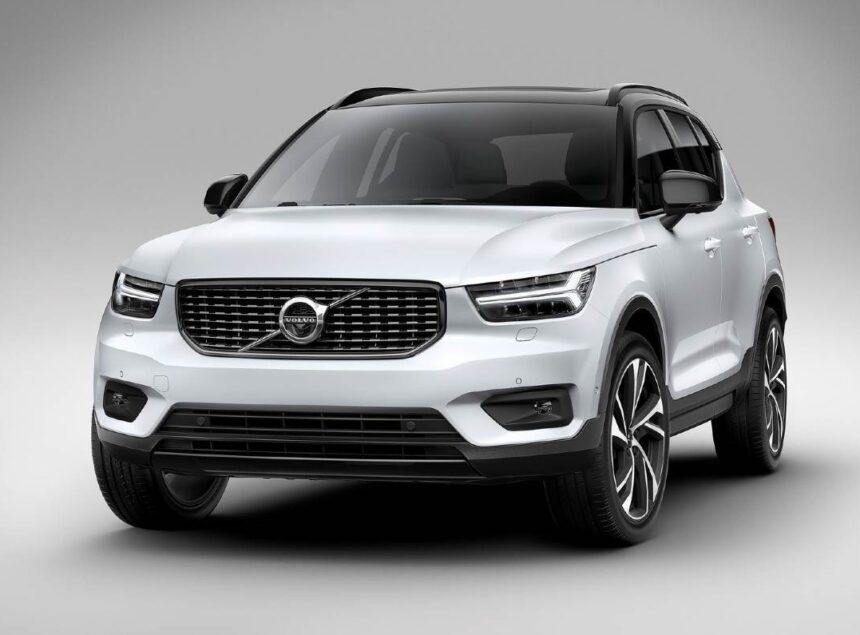 Volvo XC40 Recharge T5: Hybrid SUV and High-Tech…