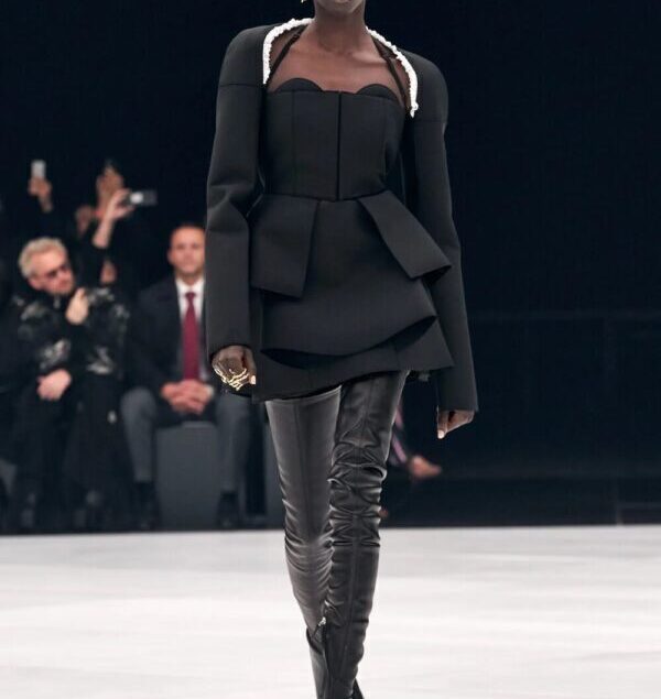 00005-Givenchy-Spring-22-RTW-Paris-credit-Gorunway Little Black Dress By Givenchy: Unprecedented Version For SS 2022