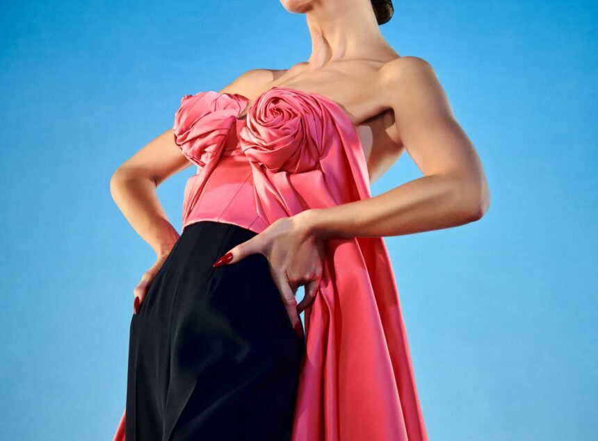 Shocking Rose And Floral Bust For PE 2022 Schiaparelli