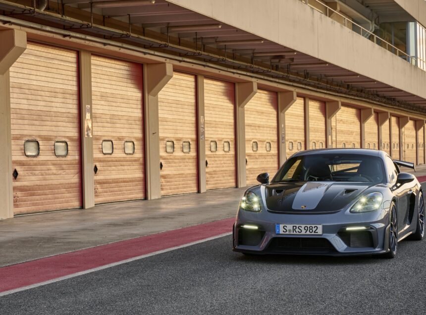 769_042_highres Porsche 718 Cayman GT4 RS: The Track’s Next Ultimate Weapon?