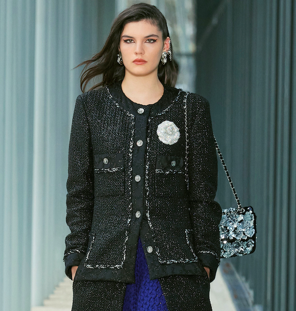 Chanel Métiers d’Art 2021: Tweed and Symbolic Camellia Suit