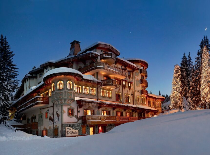 airelles_9203f98a-0811-4260-97b8-885a81bc695a_les-airelles-courchevel 10 Iconic and Emblematic Hotels of Courchevel