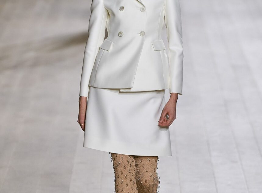 Dior Ivory Bar Tailor Dior Couture 2022: The Ivory Bar Suit