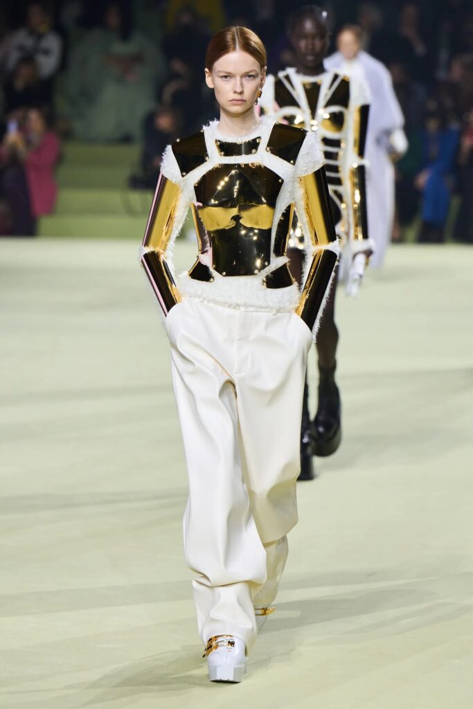 vêtement balmain 2022