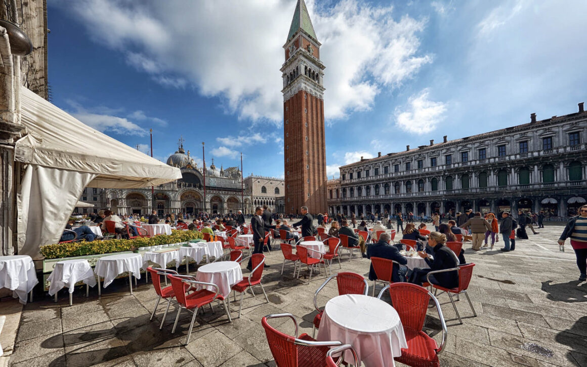 Venise: Les Cafés Et Les Bars Emblématiques de La Lagune - ICON-ICON