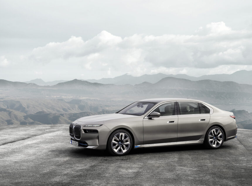 P90458174_highRes_the-new-bmw-i7-xdriv BMW 7 Series: The flagship goes electric.