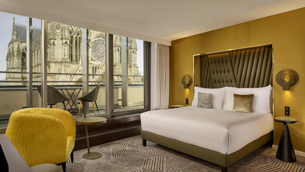 Caserne Chanzy : Hôtel De Luxe Unique à Reims