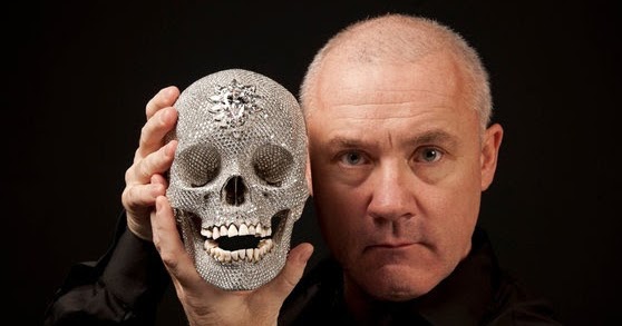 Le Crâne diamants de Damien Hirst