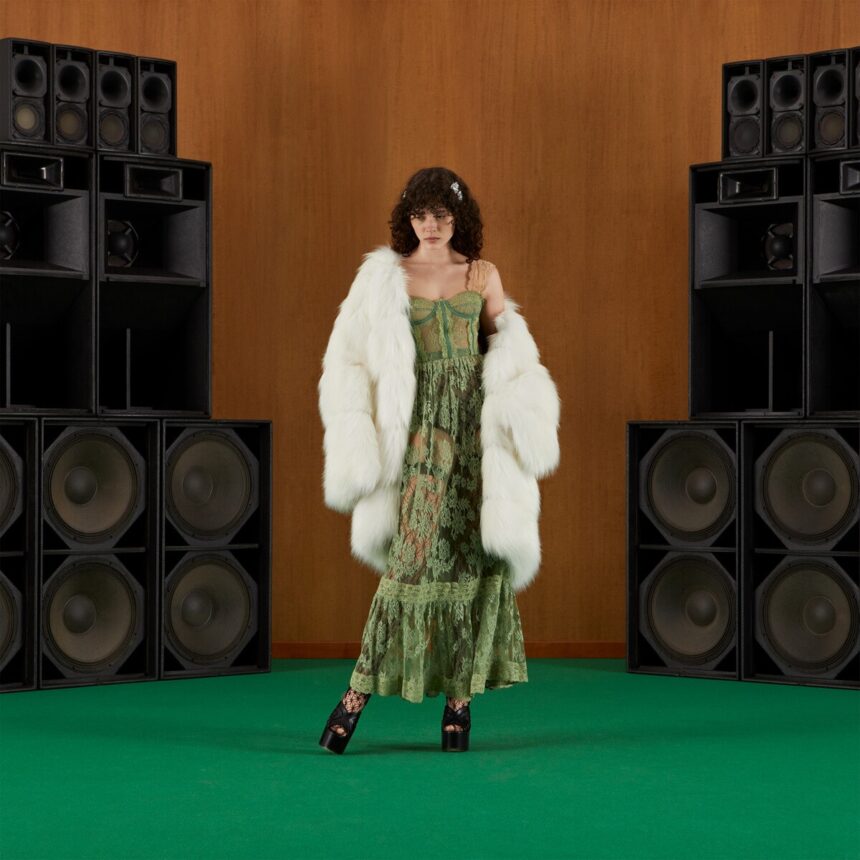 FOCUS ON DRESSES: TIMELESS DESIGNS OF 2022