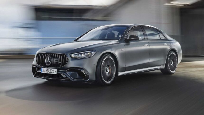 2024-mercedes-amg-s-63-e-performance-selenite-gray-magno Mercedes-AMG S 63 E-Performance : Luxe, Sportivité Et Hybridation