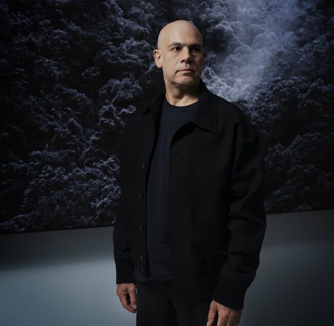 Laurent Grasso : Entre Fiction et Réalité