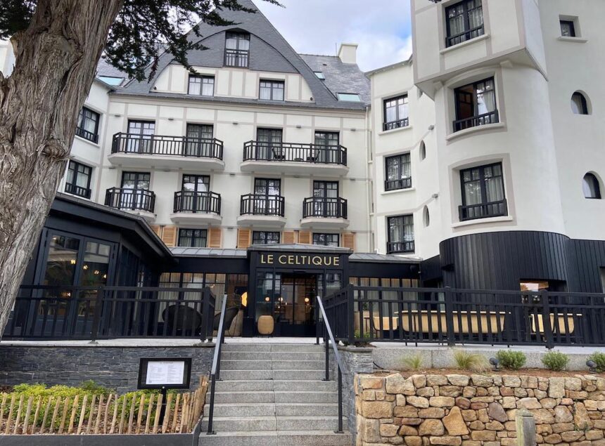 L’Hôtel Le Celtique Et Le Restaurant Le Cairn
