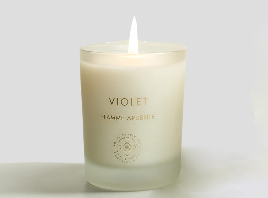 Maison Violet Bougie Flamme Ardente et Parfum Pour Rêver