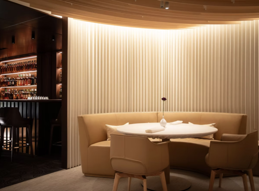 Restaurant Blanc Sa Deuxième étoile Michelin 2025