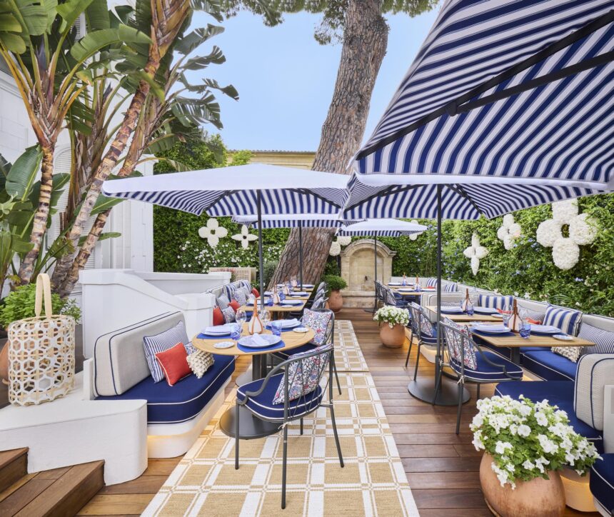 restaurant-de-louis-vuitton-saint-tropez-ouverture-2025_1ec28b18191c6e0a87c1432aedfb4e49 Restaurant Louis Vuitton Saint-Tropez Saison 2025