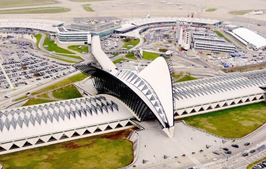 L’aéroport de Lyon-Saint-Exupéry : Quand l’envol commence au sol