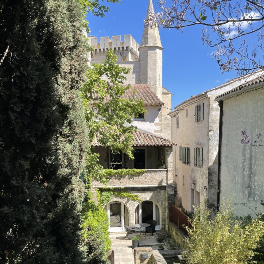 Le Prieuré Baumanière : Charme Monastique Et Luxe Intérieur