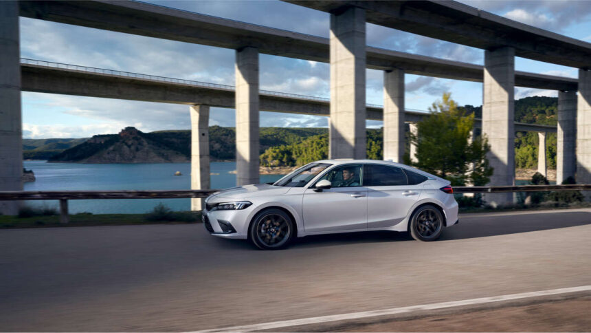 fb Honda Civic e:HEV 2026 : Le Chic