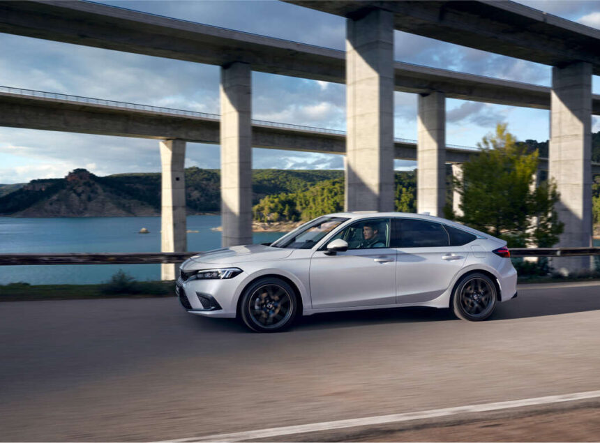 Honda Civic e:HEV 2026 : Le Chic