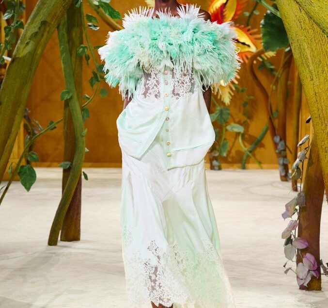 chanel_fall-winter-2026-haute-couture-look-49-HD Chanel Haute Couture Automne/Hiver 2026 : Les Icônes Entrent Dans Le Conte