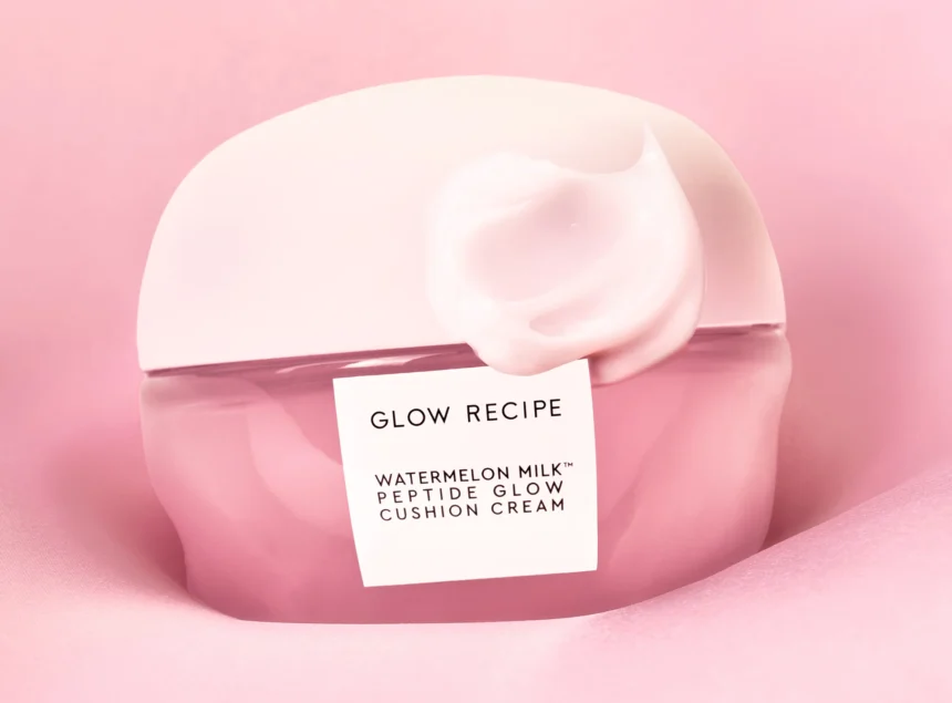 glowrecipe_watermelonmoisturizer_shot23_1864_R5_1920X1920_85849632-72e9-4a25-adc4-d5f7eab70e30_1920x Watermelon Milk Peptide Cushion Cream de Glow Recipe