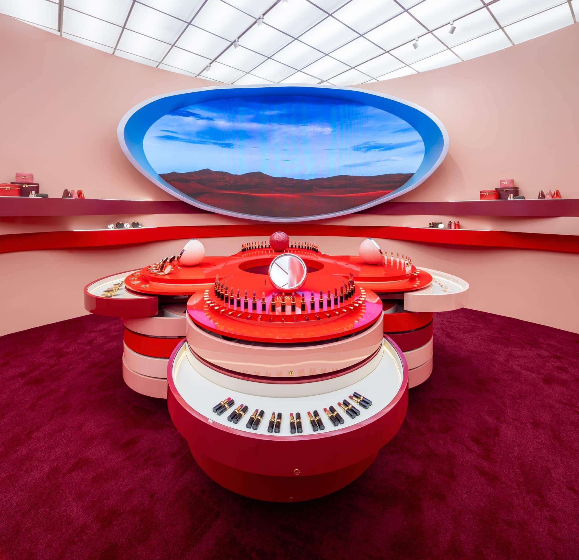 Présentoir LV Rouge de La Beauté Louis Vuitton