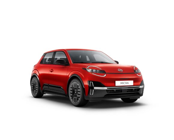 Nissan Micra électrique 2026 en Rouge Occitan, vue avant trois-quarts