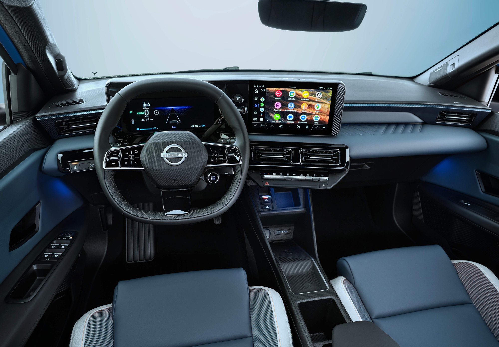 Habitacle et double écran numérique de la Nissan Micra 2026