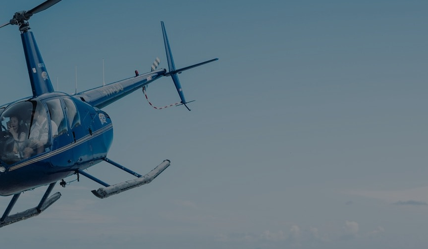 Vue aérienne depuis un hélicoptère lors d’un baptême de l’air